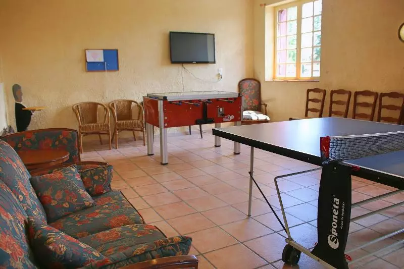 Le Pavillon De St. Agnan