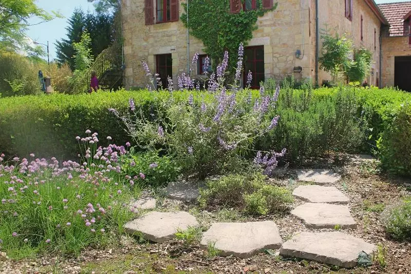 Le Pavillon De St. Agnan