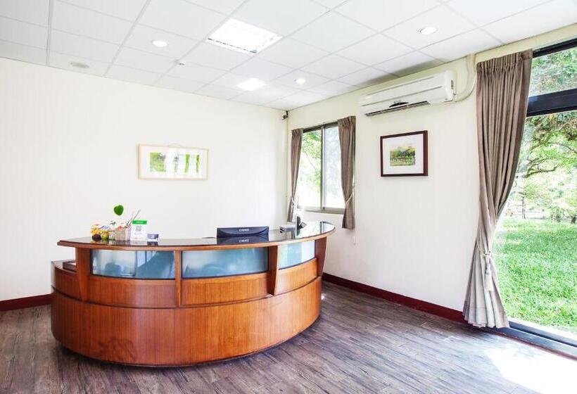 تختخواب و صبحانه Ncnu Campus Inn暨大行旅