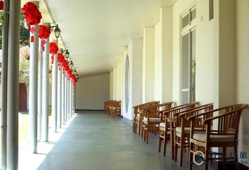 تختخواب و صبحانه Ncnu Campus Inn暨大行旅