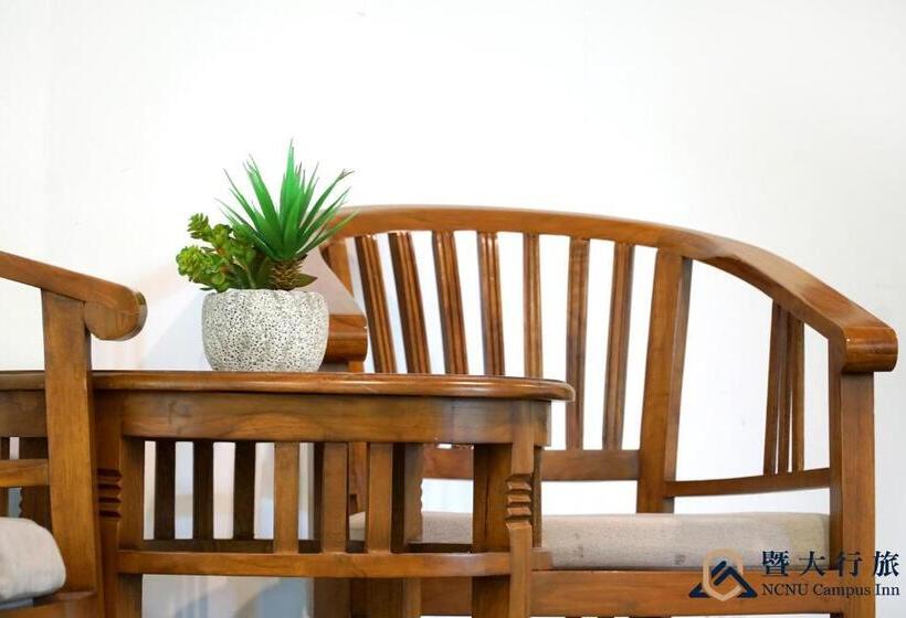 تختخواب و صبحانه Ncnu Campus Inn暨大行旅