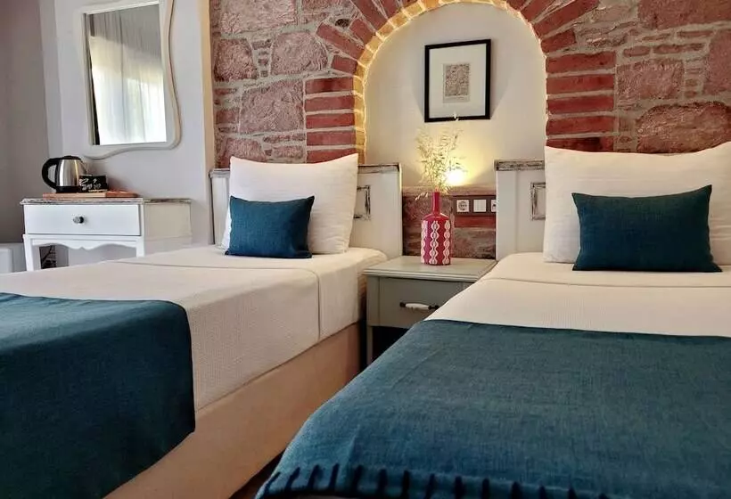 هتل Cunda Rooms