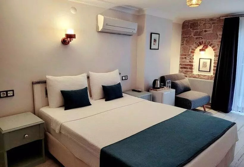 هتل Cunda Rooms