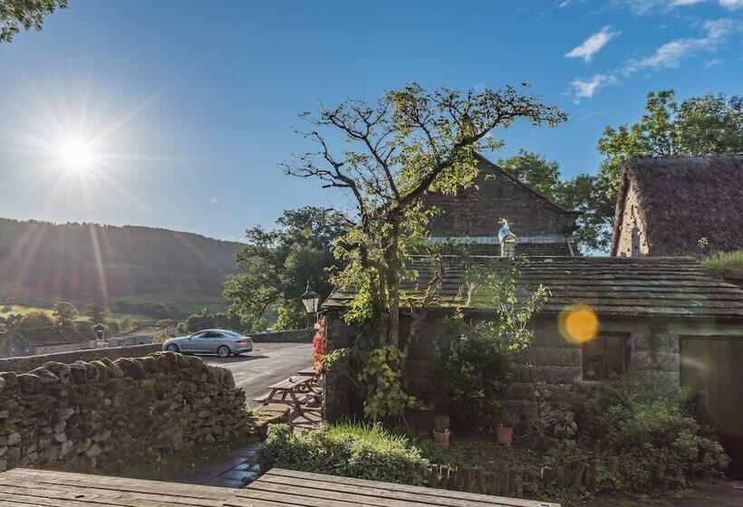 مسافرخانه Craven Shepherd Huts