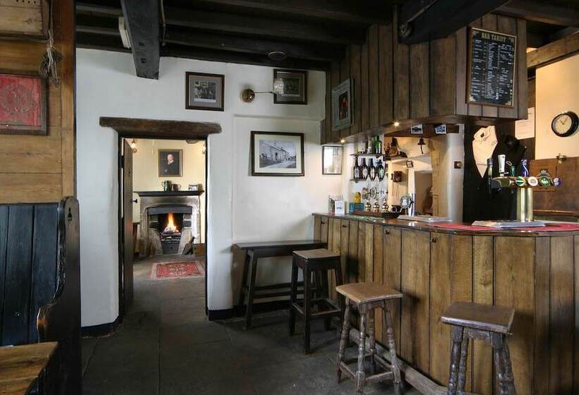 مسافرخانه Craven Shepherd Huts