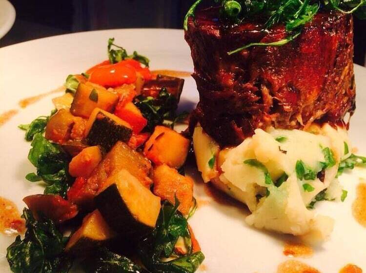 مسافرخانه Craven Shepherd Huts