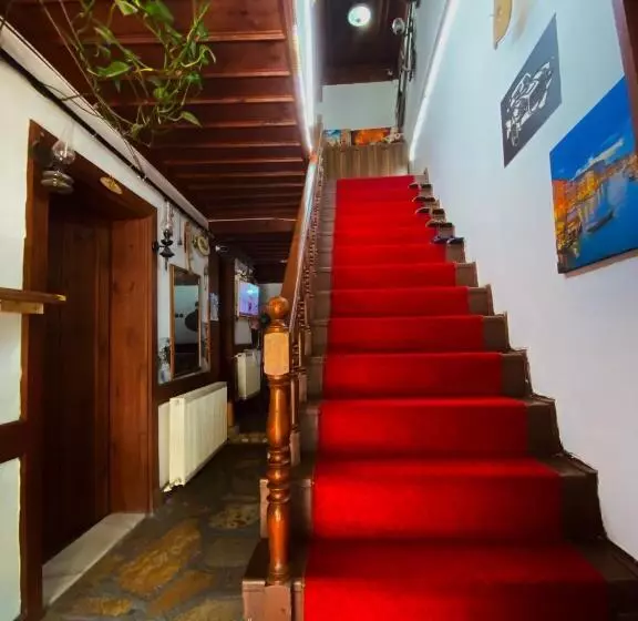Avcıoğlu Konak Otel