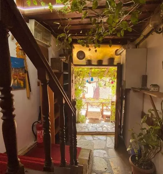 Avcıoğlu Konak Otel