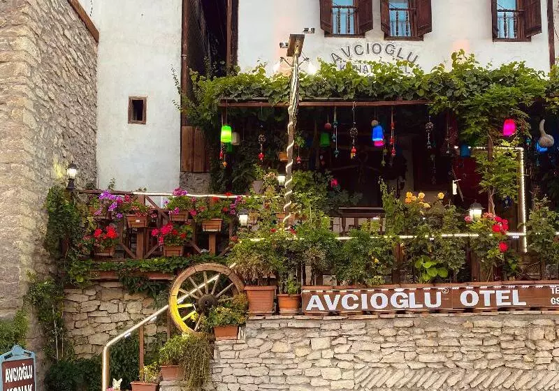 Avcıoğlu Konak Otel
