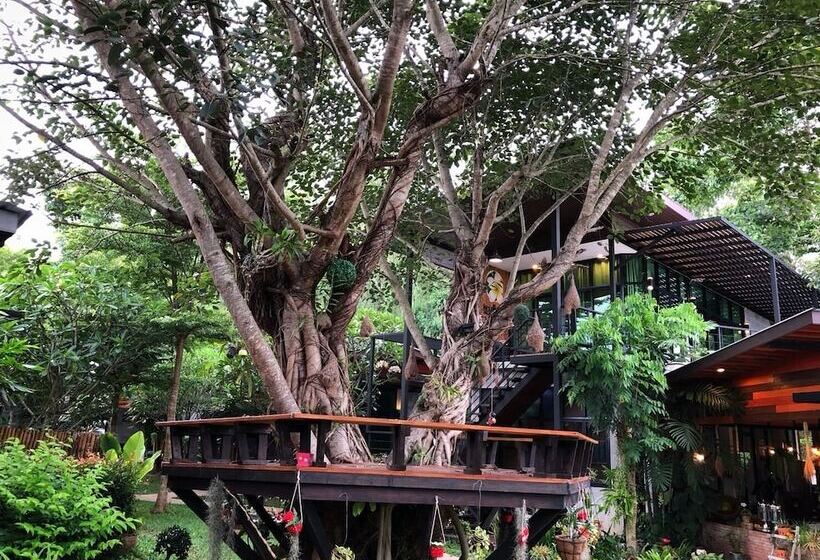 ホテル Baan Suan Leelawadee Resort Nan