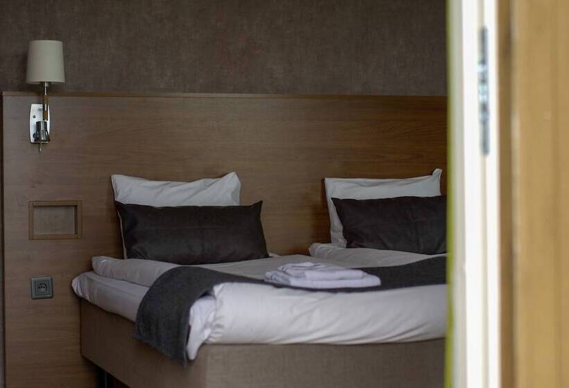 فندق First Camp Citystromstad