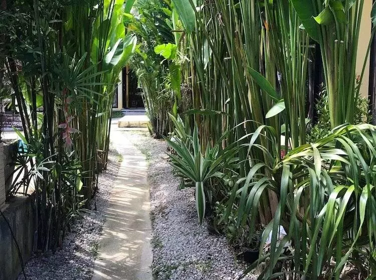 Hotelli Nankanok Bungalow