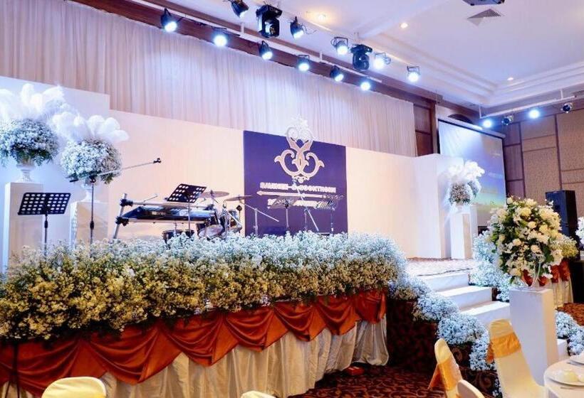 酒店 The Impress Nan