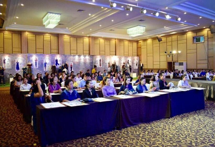 酒店 The Impress Nan