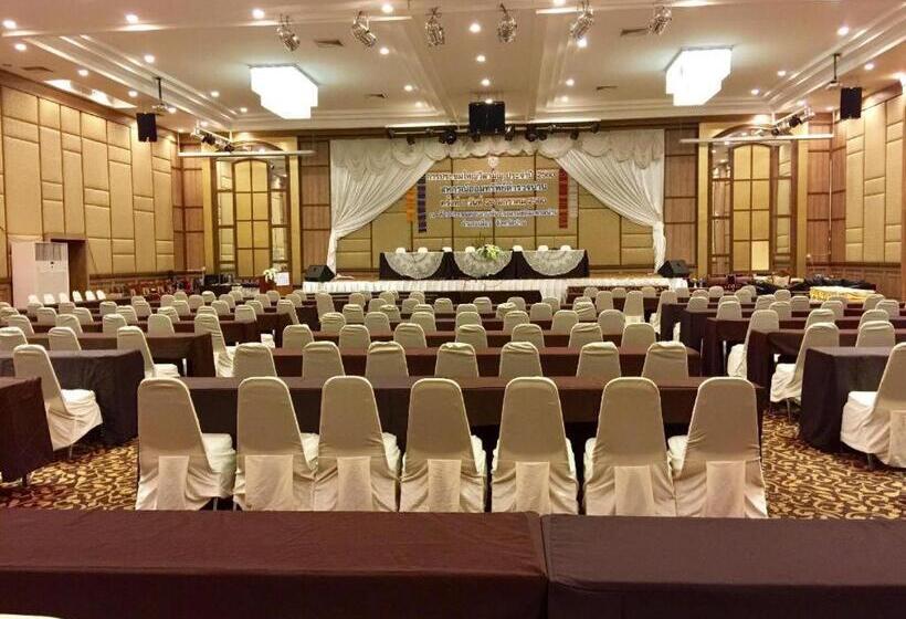 酒店 The Impress Nan