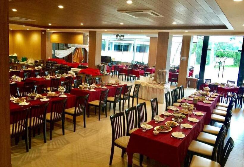 酒店 The Impress Nan