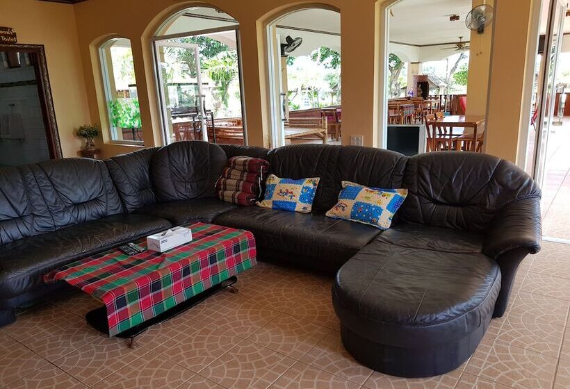 بنسيون Changthai Comfort Guest House