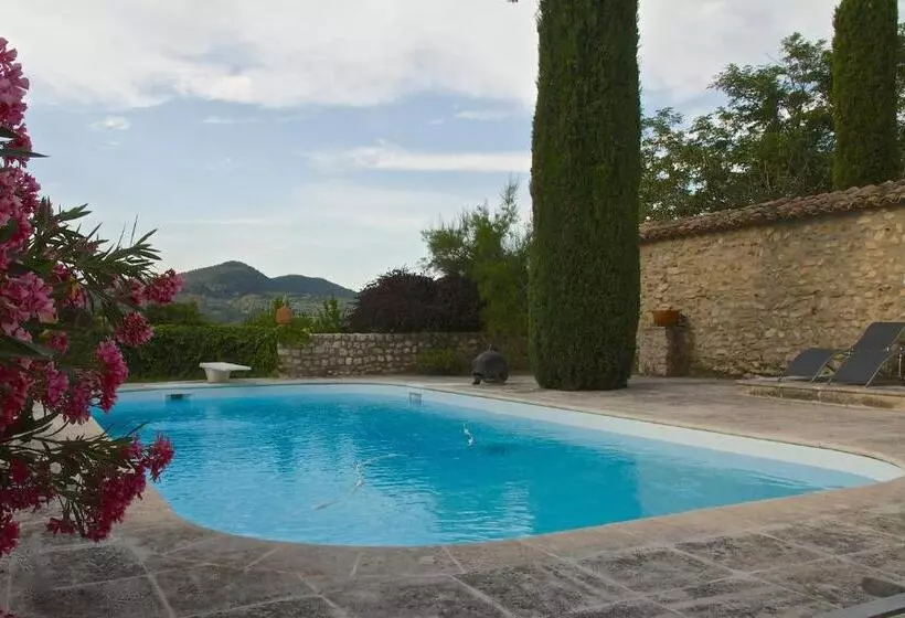 ペンション Gites La Tulisse à Vaison La Romaine
