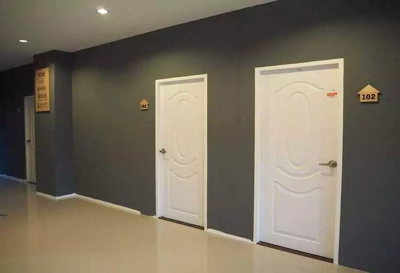 Majatalo Indy Room Hostel