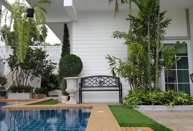 פנסיון Vanida Antique Home