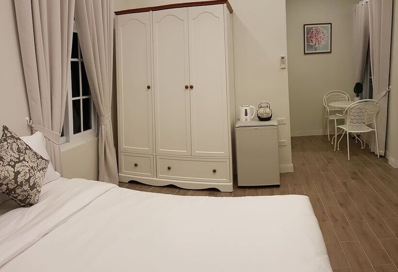 פנסיון Vanida Antique Home