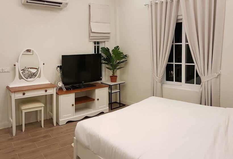 פנסיון Vanida Antique Home