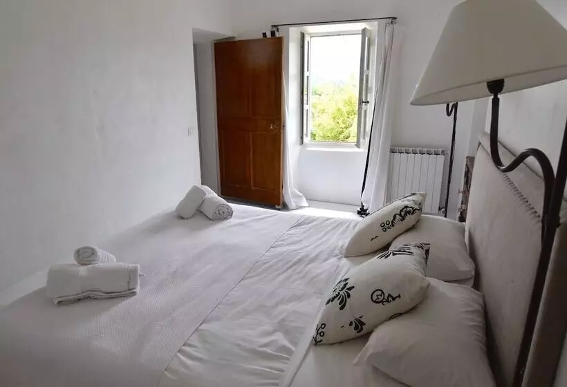 Aamiaismajoitus (B&B) Clos De La Fontaine