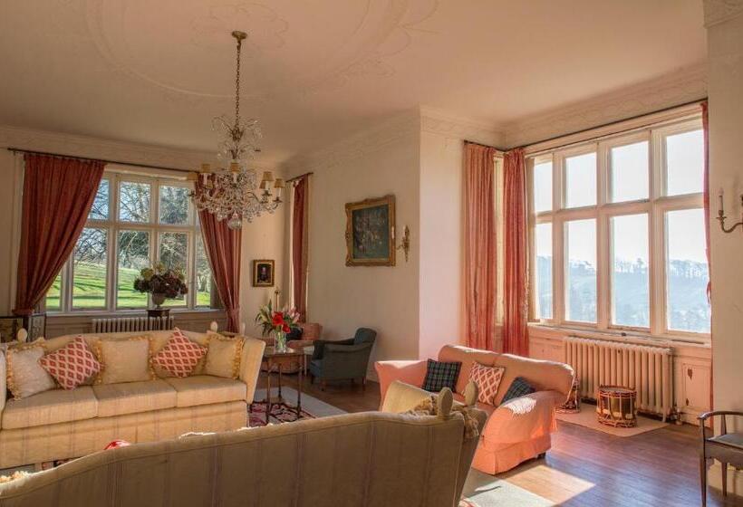 Hall Bed & Breakfast