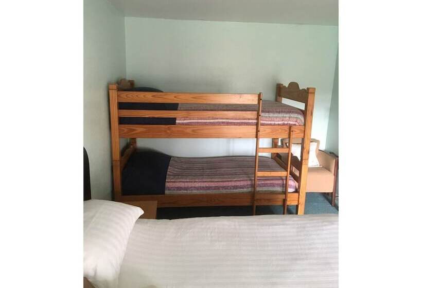 Hostel Ring O  Bells