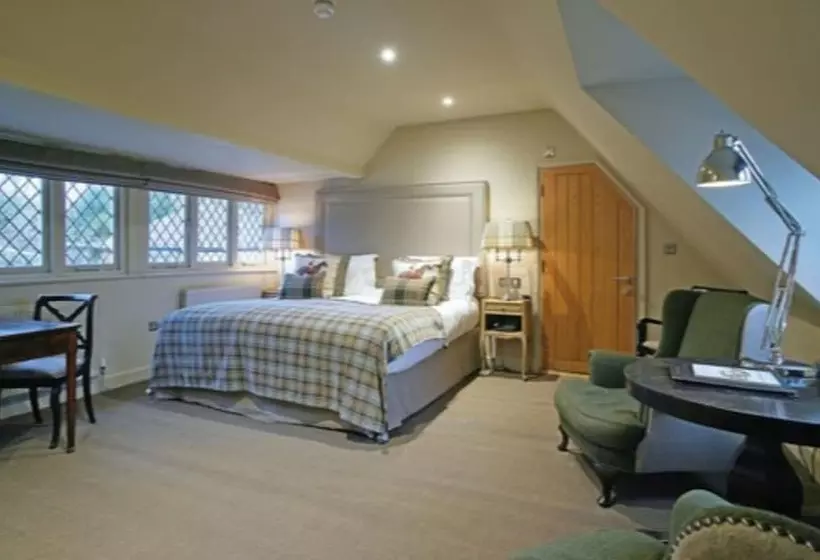 Hostelli Wingrove House