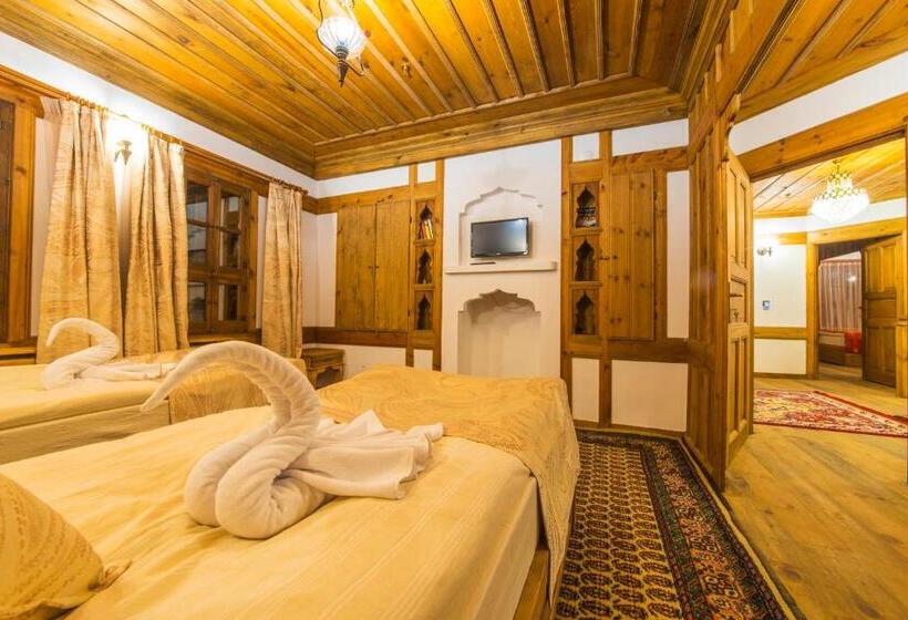 ホテル Akbulut Konak