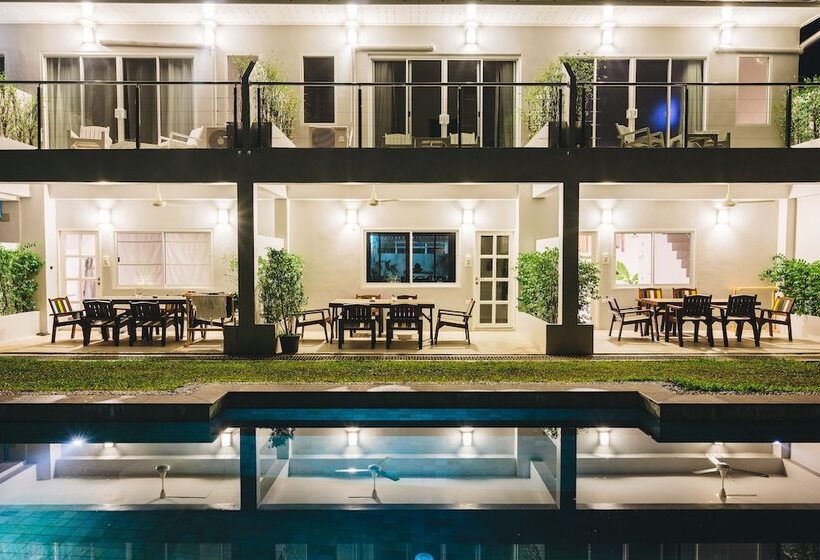 ホテル Isara Khao Lak