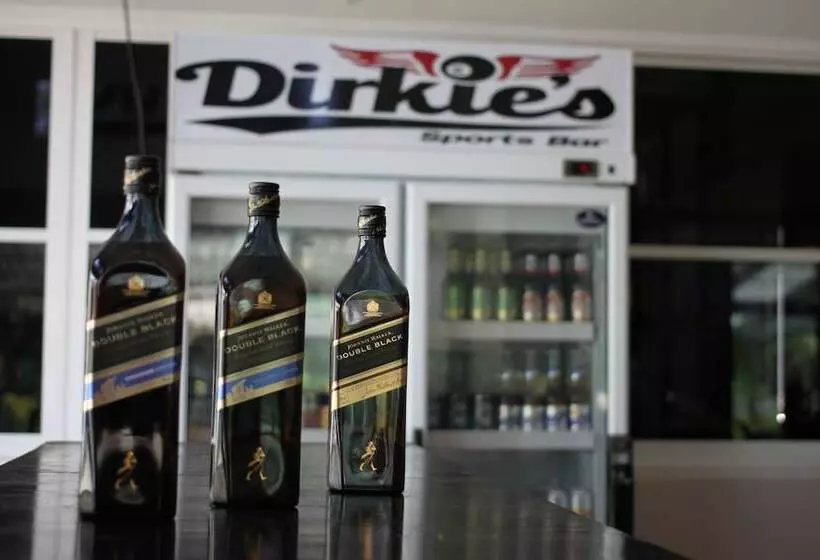 هتل Isara Khao Lak