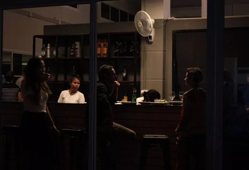 هتل Isara Khao Lak