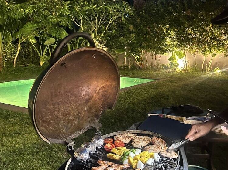 ホテル Isara Khao Lak