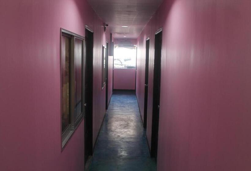 Hotel Rc Guest House