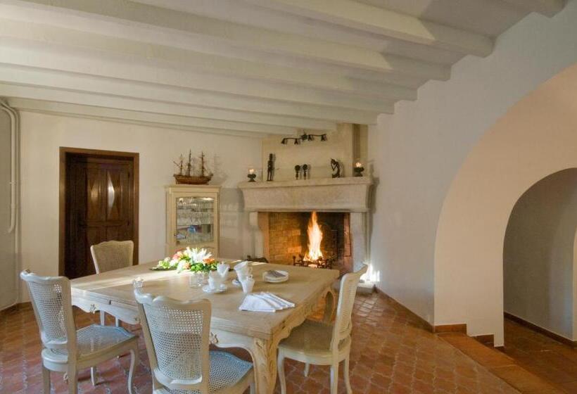 پانسیون Le Mas Du Chanoine