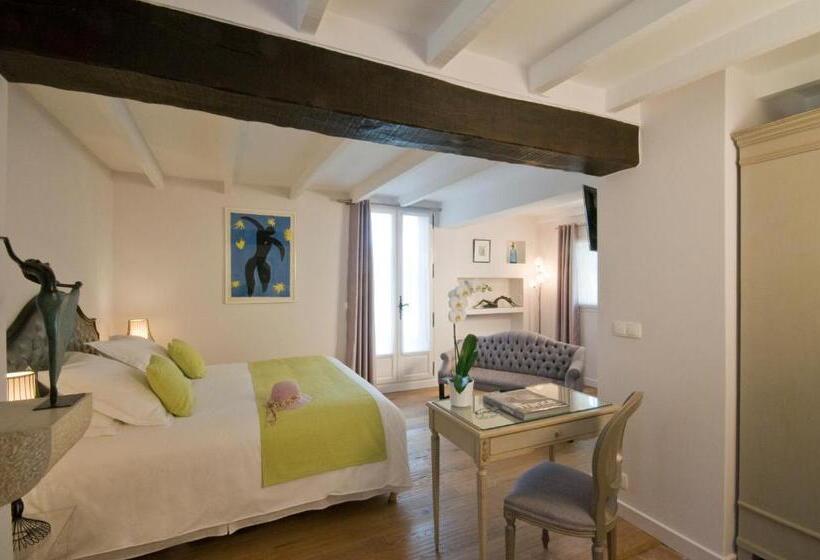 پانسیون Le Mas Du Chanoine