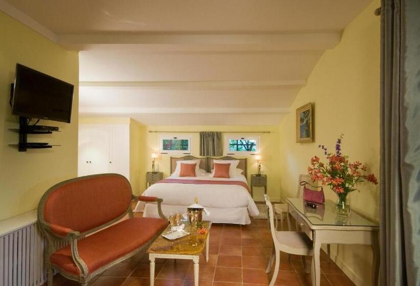 پانسیون Le Mas Du Chanoine