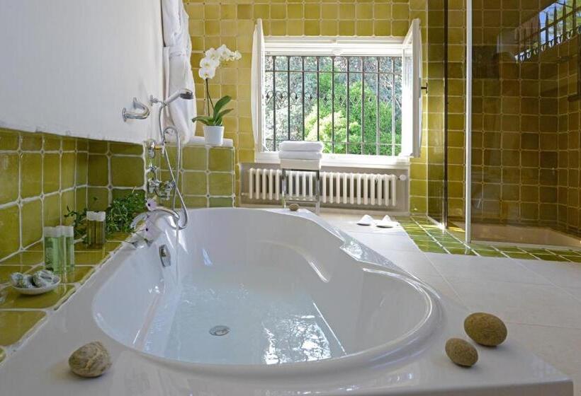 پانسیون Le Mas Du Chanoine