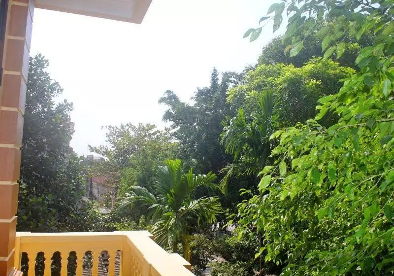 پانسیون Lys Homestay