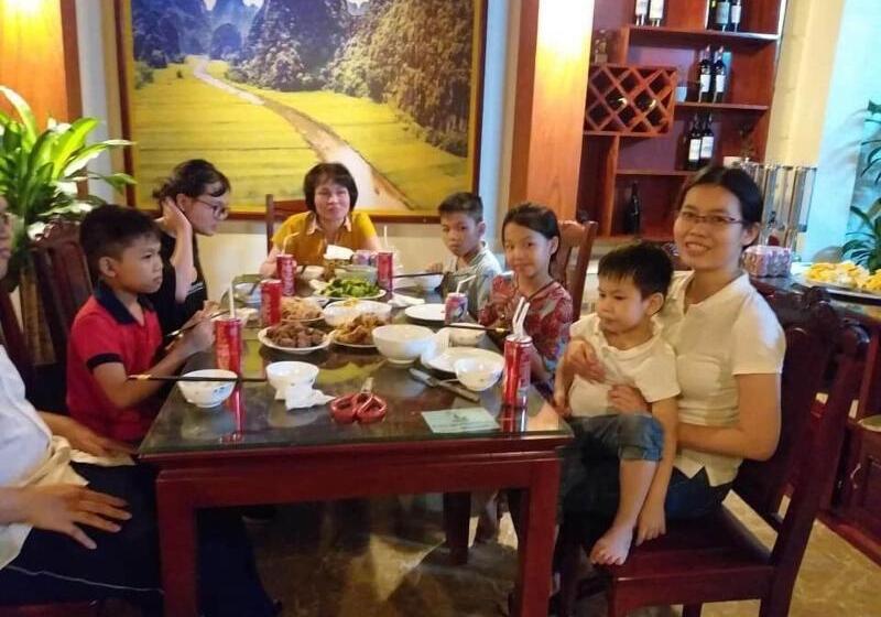 پانسیون Lys Homestay