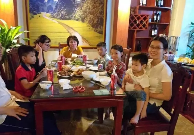 پانسیون Lys Homestay