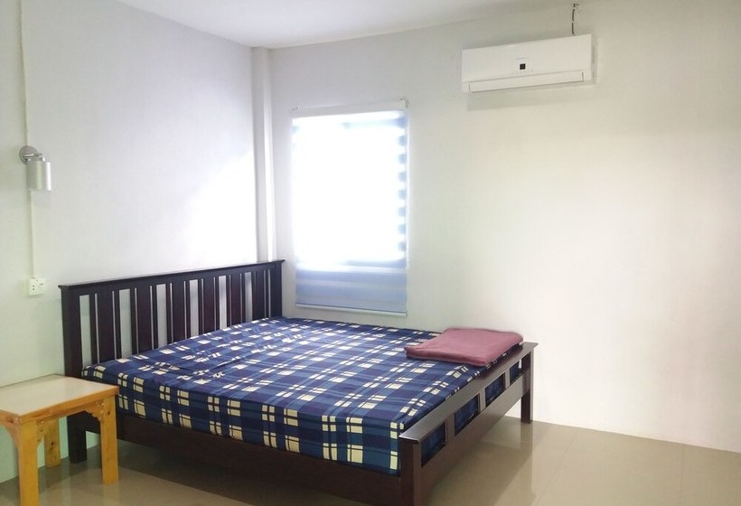 بنسيون Sunflower Guest House Lopburi