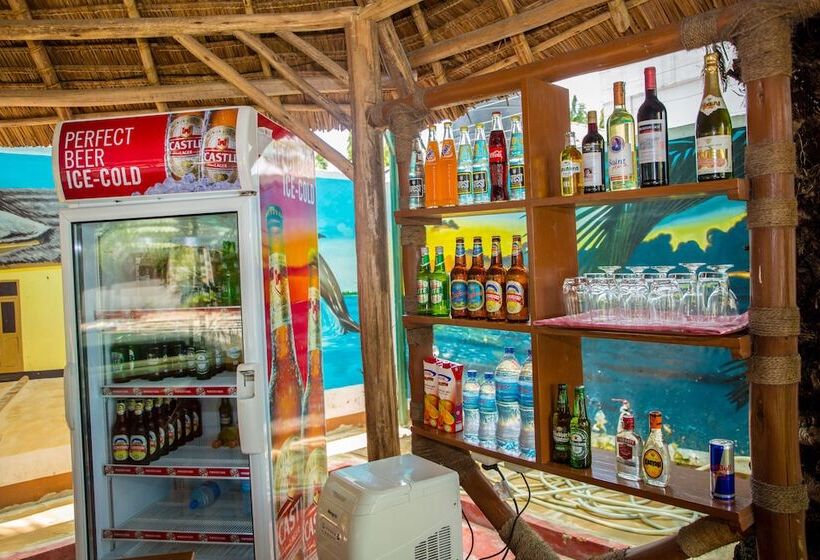 Saadani Tourist Center Hostel