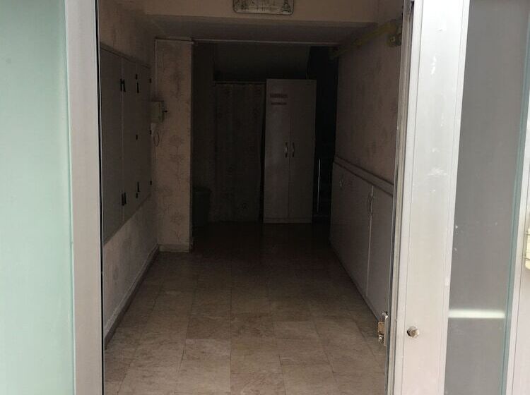 旅馆 Safrangold Pansiyon