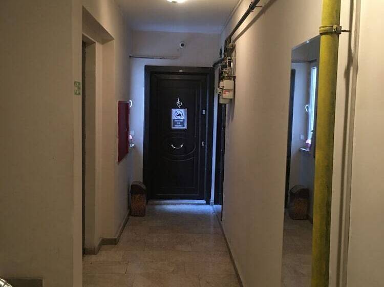 旅馆 Safrangold Pansiyon