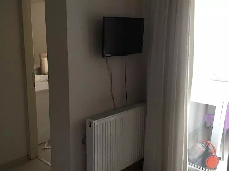 ユースホステル Safrangold Pansiyon