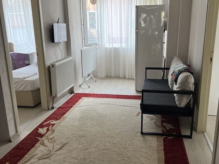 旅馆 Safrangold Pansiyon