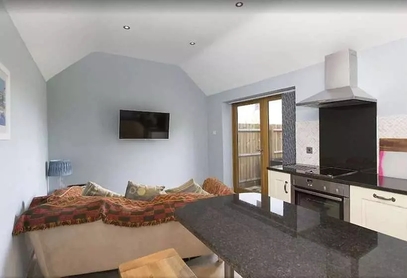 Aamiaismajoitus (B&B) Hillside Holiday Cottages